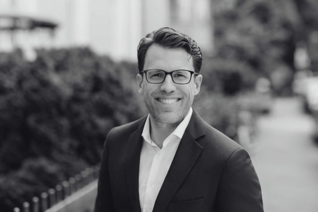 Dr. Christian Funke, Source For Alpha